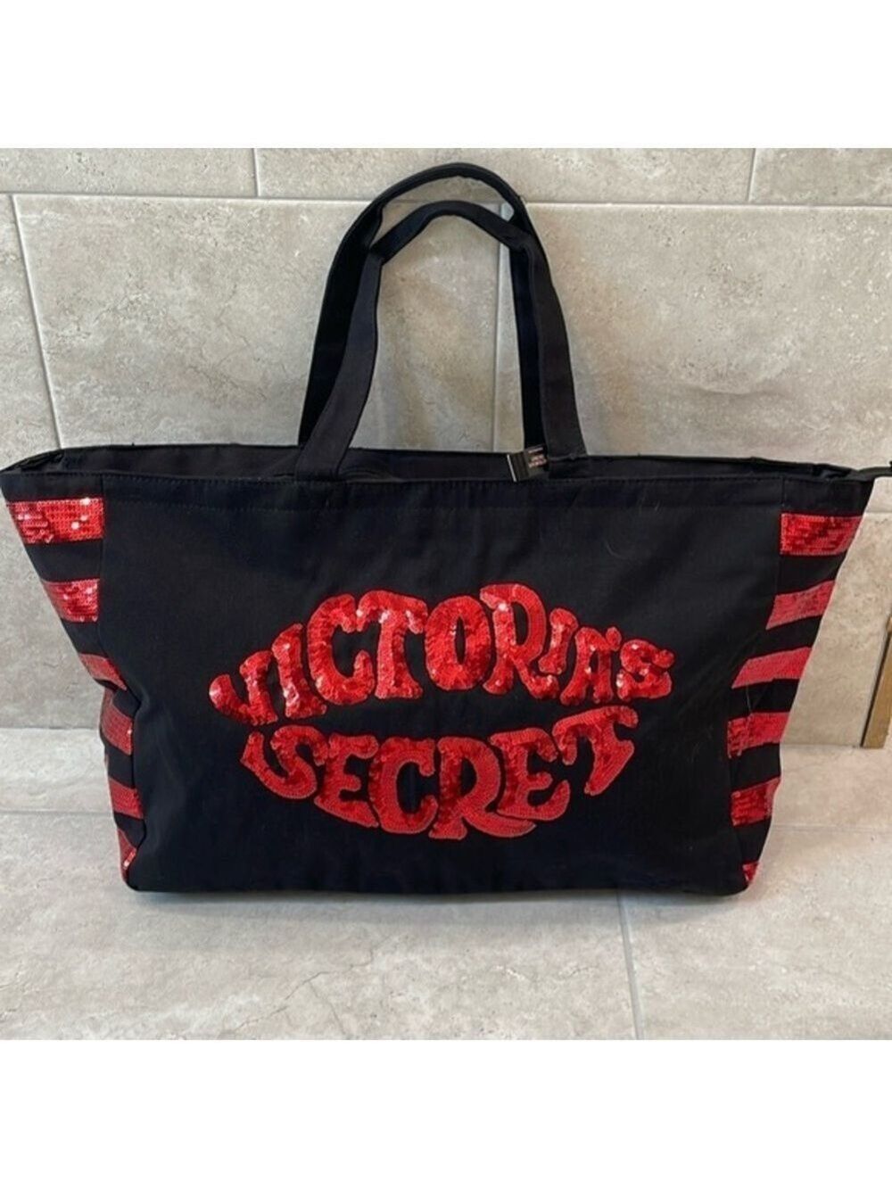 Victoria’s Secret NWT extra large black and red sequin travel tote